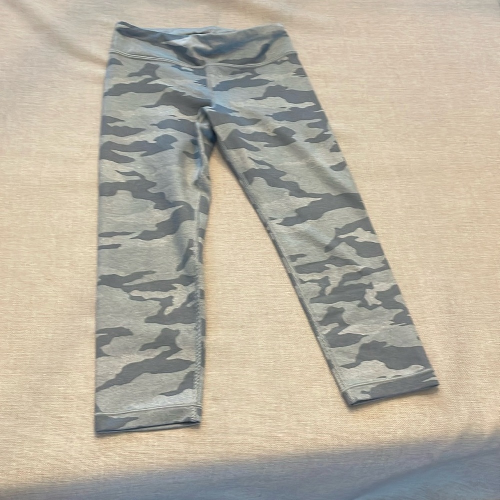 Athleta girl leggings